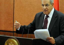 محلب يلتقي رئيس شركة الكهرباء الصينية لبحث التعاون بين البلدين