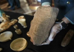 مصر تثبت أحقيتها لاسترداد 36 قطعة أثرية هرّبت إلى اسبانيا