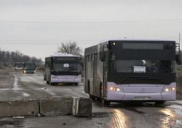 الحكومة والانفصاليون يجلون المدنيين من بلدة دبالتسيف في أوكرانيا