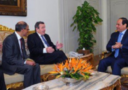 الرئيس لـ”شرودر”: تدارك الأوضاع فى ليبيا يتم بنزع أسلحة الميليشيات