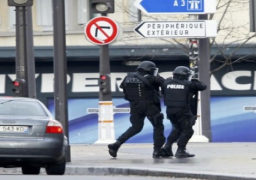 الشرطة الفرنسية تعتقل ثمانية في عملية ضد الجهاديين