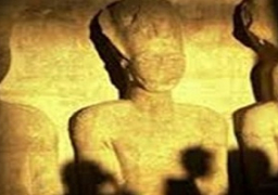 اليوم.. الشمس تتعامد للمرة 5679 علي وجه رمسيس الثاني بأبوسمبل