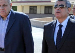 رئيس الوزراء ووزير الداخلية يقدمان العزاء للبابا تواضروس الثانى بالكاتدرائية