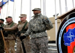 كارتر يعلن بقاء 10 آلاف من القوات الأمريكية في أفغانستان