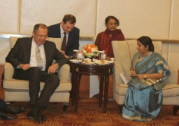 لقاء ثلاثي بين وزراء خارجية الصين وروسيا والهند في بكين