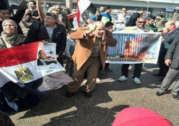 وقفة تأييد للجيش والشرطة بعبد المنعم رياض