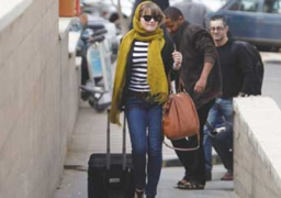 إجلاء الدبلوماسيين البريطانيين باليمن بمساعدة سلطنة عمان وواشنطن تجلى رعاياها