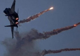 التحالف يشن أول غاراته على تكريت