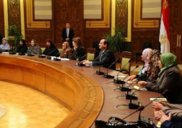 الرئيس السيسي يكرم الأمهات المثاليات على مستوى الجمهورية
