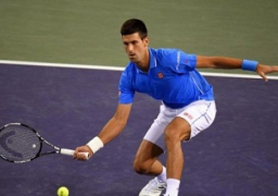 ديوكوفيتش وفيرير يتأهلان لرابع أدوار بطولة ميامي للتنس