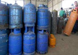 محلب: سنحارب “مافيا” أنابيب البوتاجاز.. وسعر الأسطوانة يجب ألا يزيد عن 10 جنيهات
