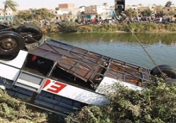 مصرع 9 موظفين وإصابة 15 فى حادث سقوط أتوبيس لشركة أوراسكوم بترعة المريوطية