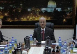 نائب رئيس الوزراء الفلسطيني يستقيل من منصبه