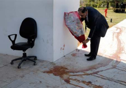 استشهاد وإصابة 3 جنود بتونس في انفجار لغم.. وإقالة مدير الأمن السياحي لتقصيره في حادث “باردو”