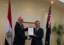 الحكومة الأسترالية تعيد لمصر 17 قطعة أثرية مهربة