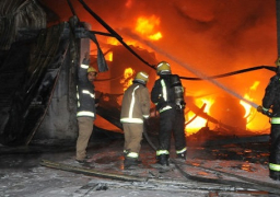 اندلاع حريق بمصنع للزيوت بالدرب الأحمر