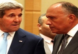 شكري يتلقى اتصالًا هاتفيا من كيري لبحث سبل تطوير العلاقات بين البلدين