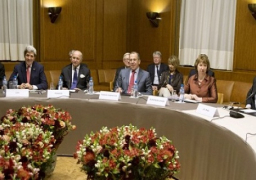 ظريف: المحادثات النووية تستأنف في 21 ابريل