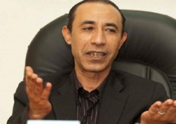 عصام الأمير: لن يتم الاستغناء عن أي عامل بالتليفزيون