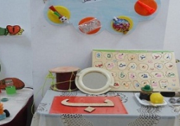 على الرصيف .. لوحات فنية في معرض لذوي إعاقات عقلية بالضفة الغربية