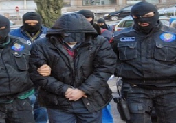 فرنسا تعتقل مسلحا خطط لمهاجمة كنائس