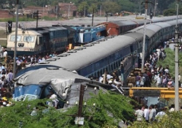 مقتل شخص وإصابة 80 في اصطدام قطاري ركاب في جنوب أفريقيا