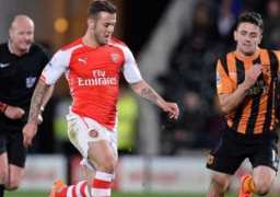 آرسنال يهزم هال سيتي 3-1 ويواصل الضغط على مانشستر سيتي