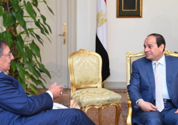 السيسى لوزير الدفاع الأمريكى الأسبق: الشعب حافظ على هويته وانتصرت إرادته