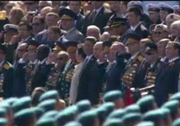 السيسى يشارك بوتين فى وضع إكليل من الزهور على قبر الجندى المجهول