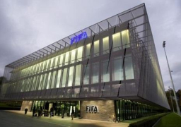 وزير خارجية فرنسا : من المنطقي تأجيل انتخابات الفيفا