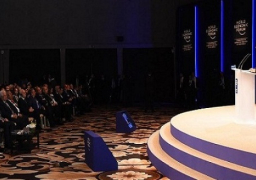 بالفيديو… السيسي يعلن استضافة مصر للمنتدى الاقتصادي العالمي في مايو 2016 بشرم الشيخ