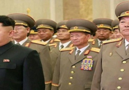 زعيم كوريا الشمالية يشهد عرضا حاشدا في ختام مؤتمر نادر للحزب الحاكم