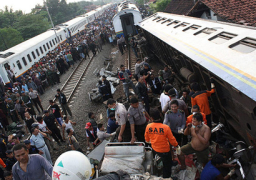 مقتل 10 وإصابة 30 فى حادث تصادم قطار شمال الهند