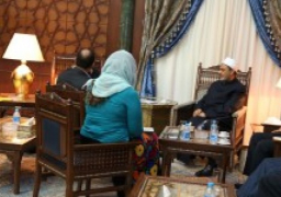 شيخ الأزهر لزعيمة حزب الجبهة الوطنية بفرنسا: يجب مكافحة ظاهرة الإسلاموفوبيا في أوروبا