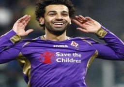 فيورنتينا يعرض على محمد صلاح 3 ملايين و500 ألف يورو لتمديد إعارته
