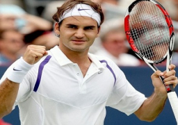 فيدرير ينتقد الأمن في رولان جاروس بعد تسلل شخص لالتقاط “سيلفي” معه