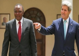 كيري يبحث مع الرئيس الكيني سبل التصدي لحركة الشباب