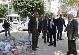 استمرار إخلاء الباعة من ميدان الجيزة وزيادة الخدمات المرورية لمنع التكدس