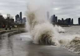 السلطات الفلبينية تغلق المدارس وتعلق عمليات الصيد خشية اعصار “ميلور”