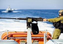 البحرية الإسرائيلية تسيطر على سفينة متجهة إلى غزة لكسر الحصار