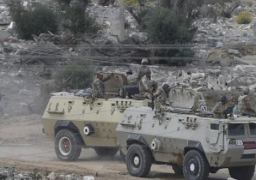 الجيش يصد هجوما بالشيخ زويد ويقتل إرهابيا ويصيب اثنين
