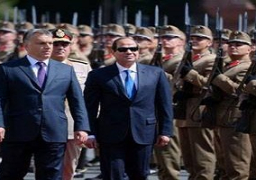 بالصور: الرئيس السيسي يضع أكليلا من الزهور على النصب التذكاري بالعاصمة بودابست ويجري حواراً مع التليفزيون المجري
