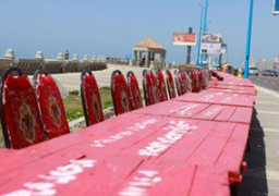 ممثلة موسوعة جينيس تبدأ قياس مائدة إفطار كورنيش الإسكندرية