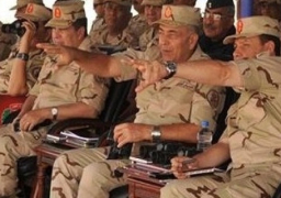 رئيس الأركان يشهد إحدى مراحل المشروع التكتيكي لإحدي وحدات المنطقة المركزية العسكرية