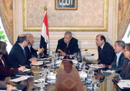 “الوزراء” يبحث الاستعدادات لاستقبال عيد الفطر المبارك والعام الدراسى الجديد