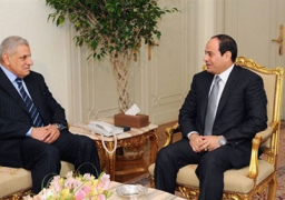 السيسى يصدر قرارا جمهوريا بتعيين محلب مساعدا للرئيس للمشروعات القومية