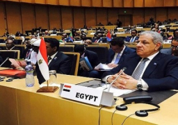 محلب يلتقى نظيره الجزائري ورئيس البرلمان الليبي ورئيس تشاد