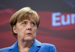 ميركل عن أزمة اليونان: أوروبا لا يمكن أن ترضخ