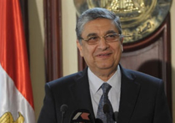 وزير الكهرباء يتطلع لإنشاء السوق العربية للطاقة