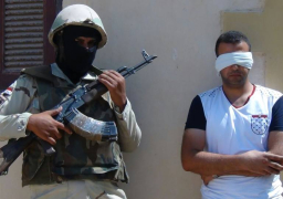 القوات المسلحة تلقي القبض علي صانع العبوات الناسفة بوسط سيناء وتصفي 25 آخرين